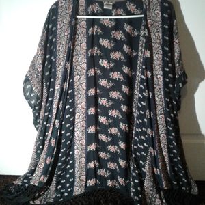 Bohemian Style Cardigan from Abercrombie & Finch (m/l)